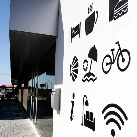 Marinhas Hostel Εσποσέντε