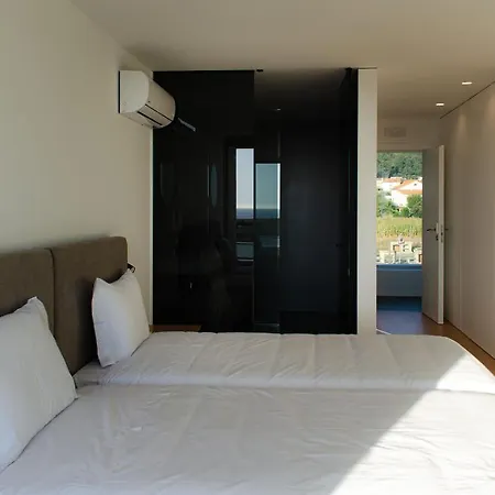 بيت شباب Marinhas إسبونسيندي