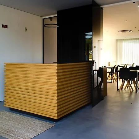 بيت شباب Marinhas *