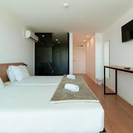 Marinhas Hostel *